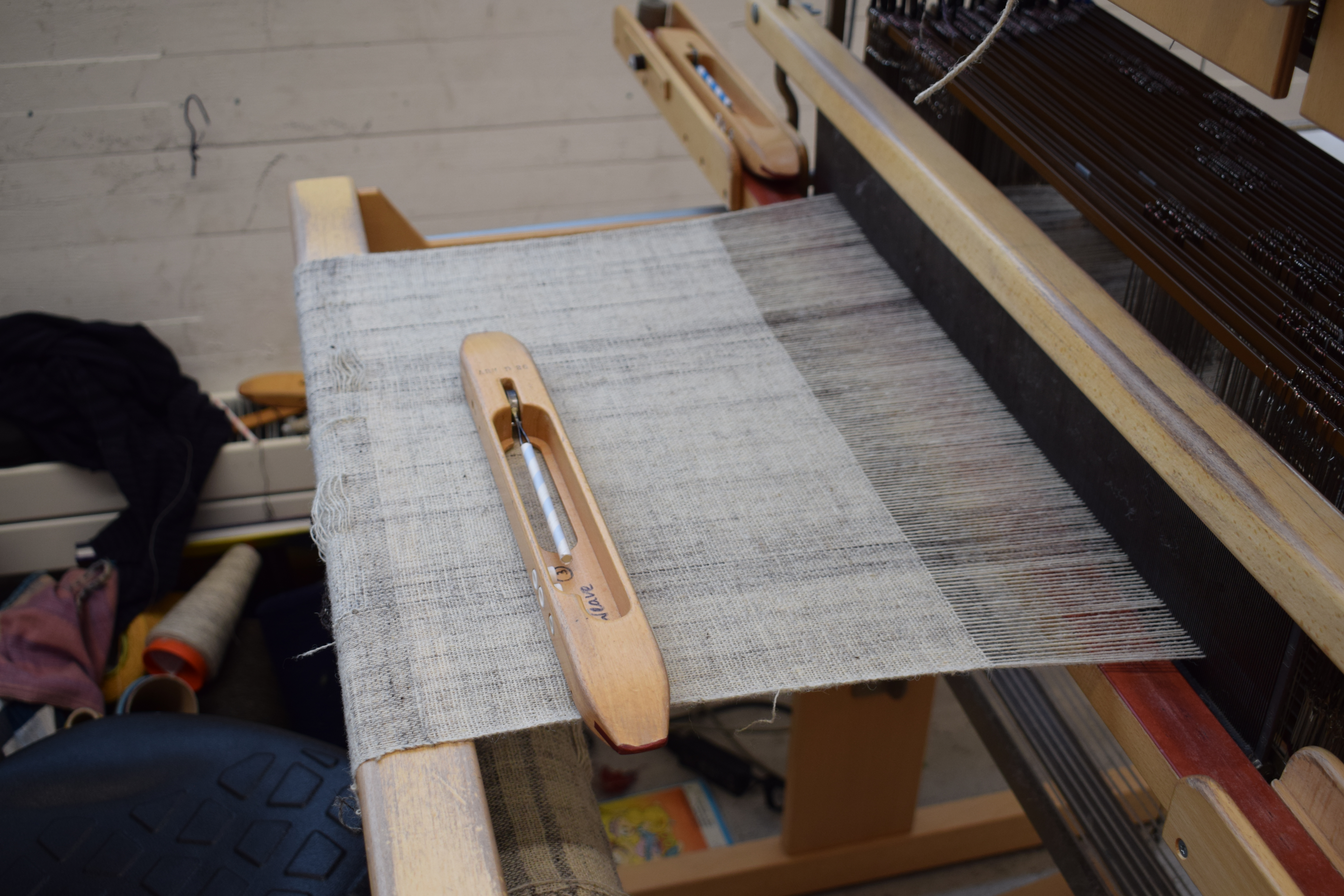 Nell Burgess weaving